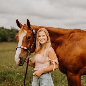 Meet your Posher, Maddie